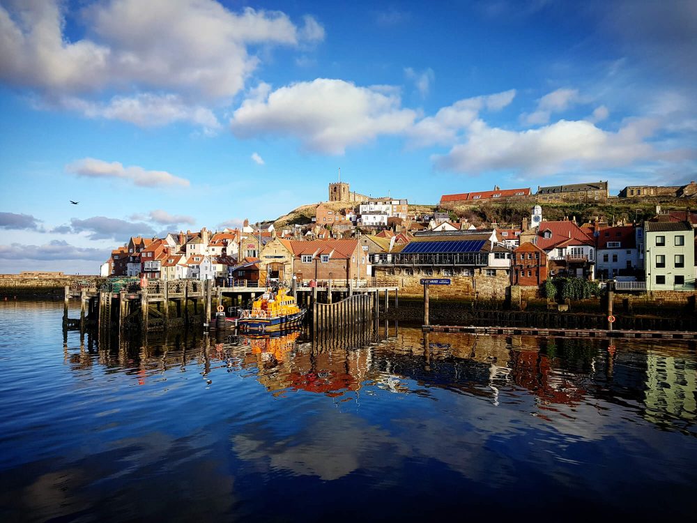 whitby-harbour-1000x750
